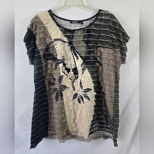 Elementz Women's Butterfly Tiered Ruffled Short Sleeve Shirt Size XL